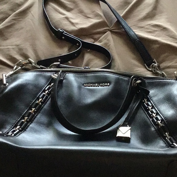 Purses - Picture 3 of 4